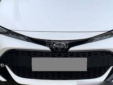 Maska u braniku za Toyota Corolla od 2013. do 2023. god.