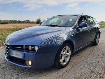 Leve krilo kod 275a za Alfa Romeo 159