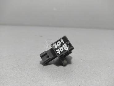 SENZOR AIRBAGA za Volvo V40