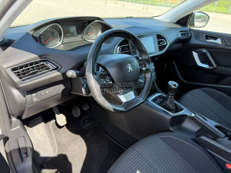 Peugeot 308 1.5 HDI
