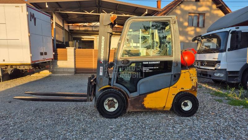 Jungheinrich TFG 425