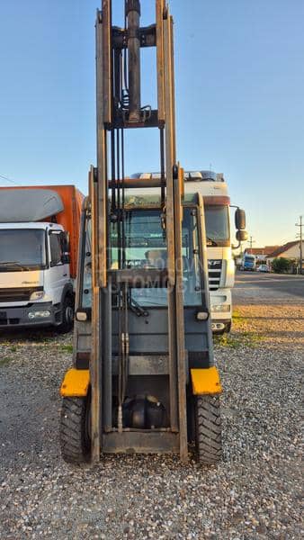 Jungheinrich TFG 425