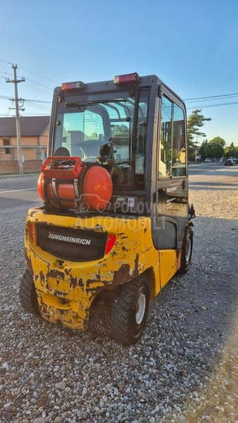 Jungheinrich TFG 425