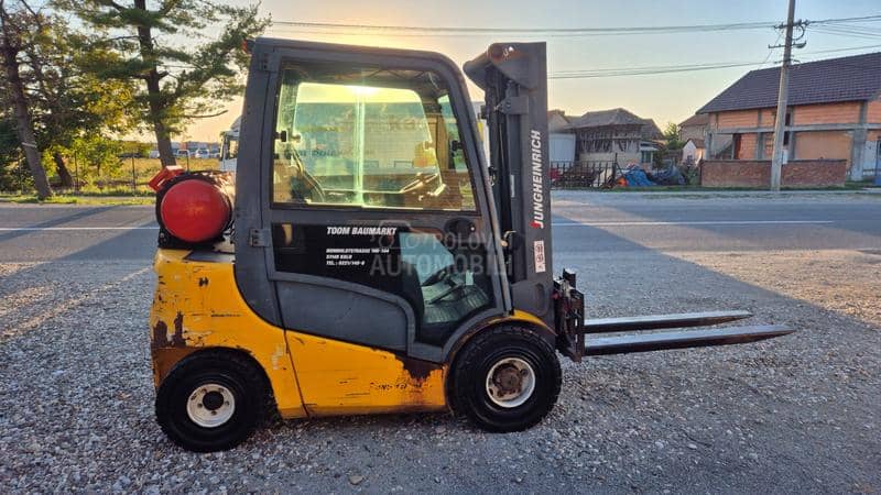Jungheinrich TFG 425