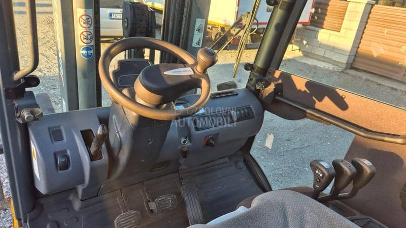 Jungheinrich TFG 425