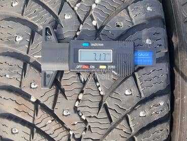 Pirelli 215/65 R17 Zimska