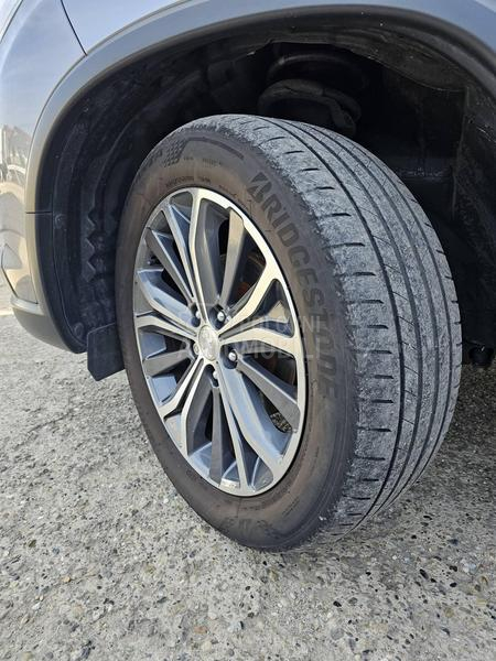 Peugeot 4008 4x4