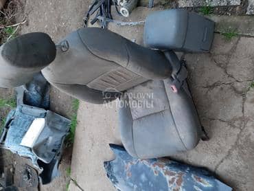 05 15 kozno sediste za Toyota Hilux