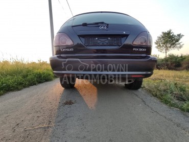 97 03 zadnji branik za Lexus RX 300 od 1997. do 2003. god.