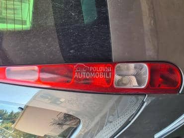 Lampa restajling za Citroen C8 od 2006. do 2014. god.