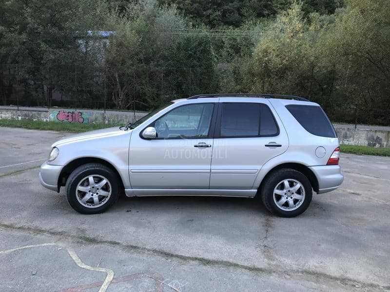 Mercedes Benz ML 400 