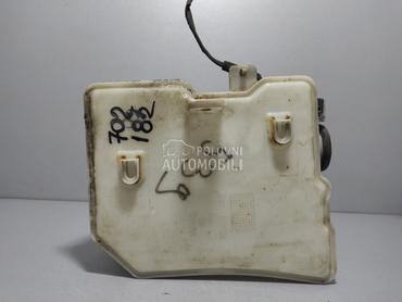 BOCA VODE BRISACA za Volkswagen Passat B6