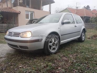 Volkswagen Golf 4 -  kompletan auto u delovima