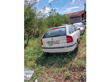 stop svetlo za Škoda Octavia od 2008. do 2013. god.