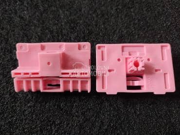 Plastika podizača stakla za Audi A3, A6 od 1996. do 2004. god.