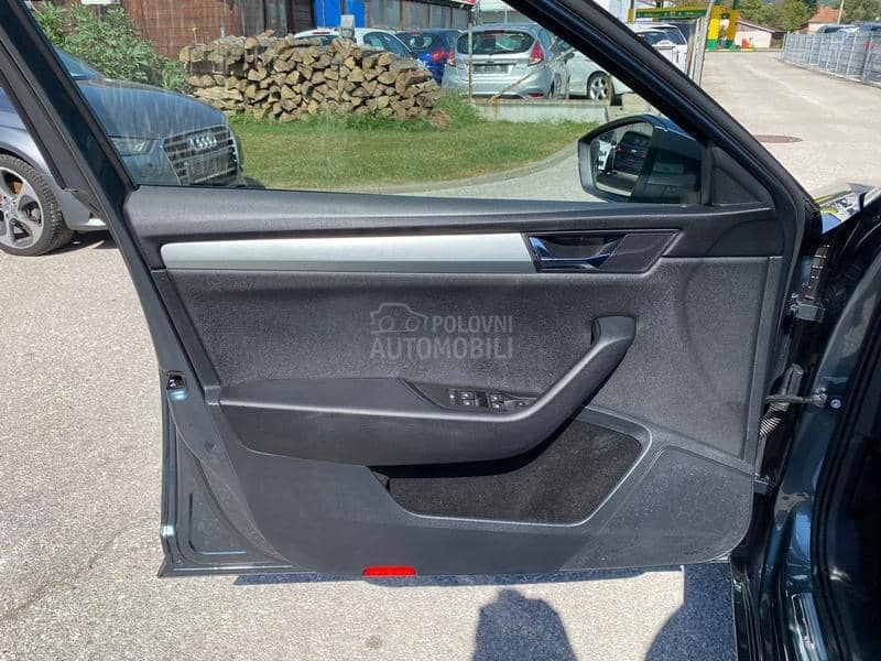 Škoda Superb 2.0 TDI DSG