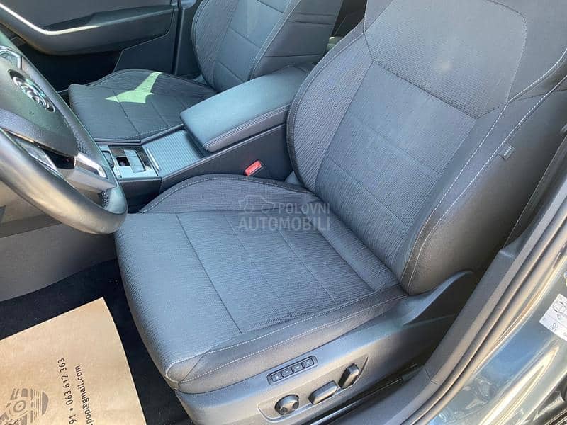 Škoda Superb 2.0 TDI DSG