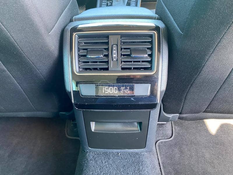 Škoda Superb 2.0 TDI DSG