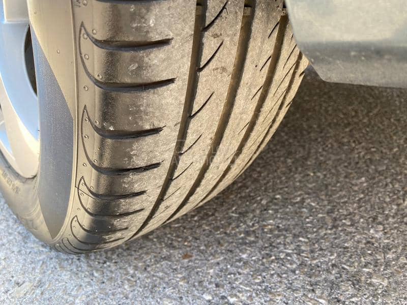 Škoda Superb 2.0 TDI DSG