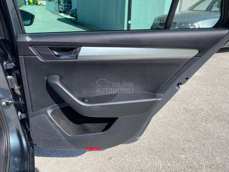 Škoda Superb 2.0 TDI DSG