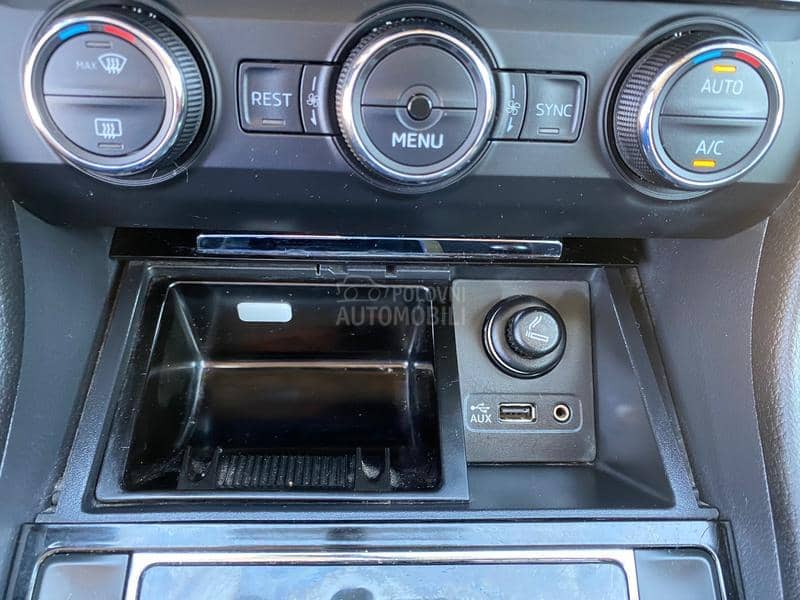 Škoda Superb 2.0 TDI DSG