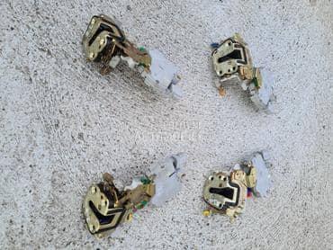 brava vrata za Nissan Terrano od 1995. do 2005. god.