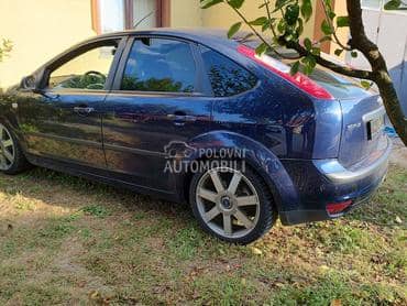 Ford Focus 2.0TDC 2006. god. -  kompletan auto u delovima