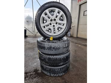 Bridgestone 205/60 R16 Zimska