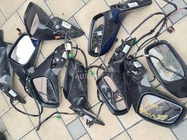 Retrovizor za Lancia Phedra od 2002. do 2011. god.