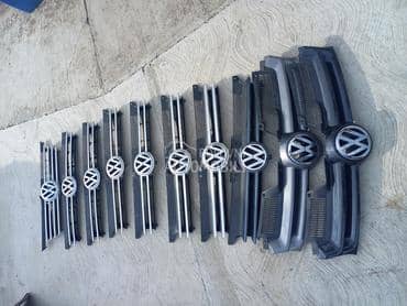 maska za Volkswagen Golf 5 od 2003. do 2008. god.
