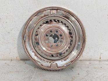 ZAMAJAC za Volkswagen Passat CC