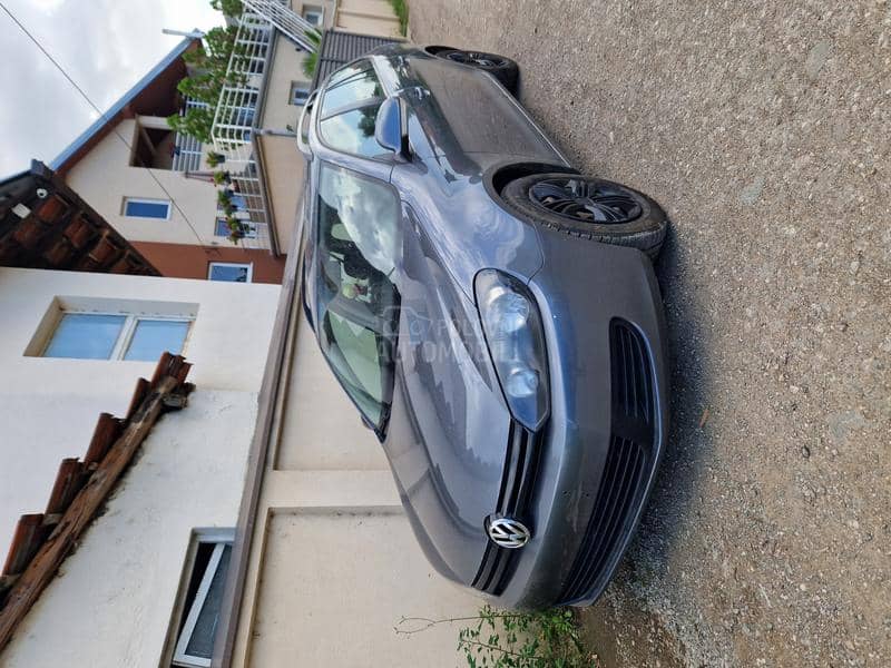 Delovi za Volkswagen Golf 6 1.6Tdi 2011. god.