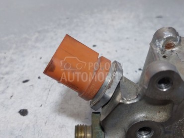 SENZOR PRITISKA GORIVA za Volkswagen Passat B7