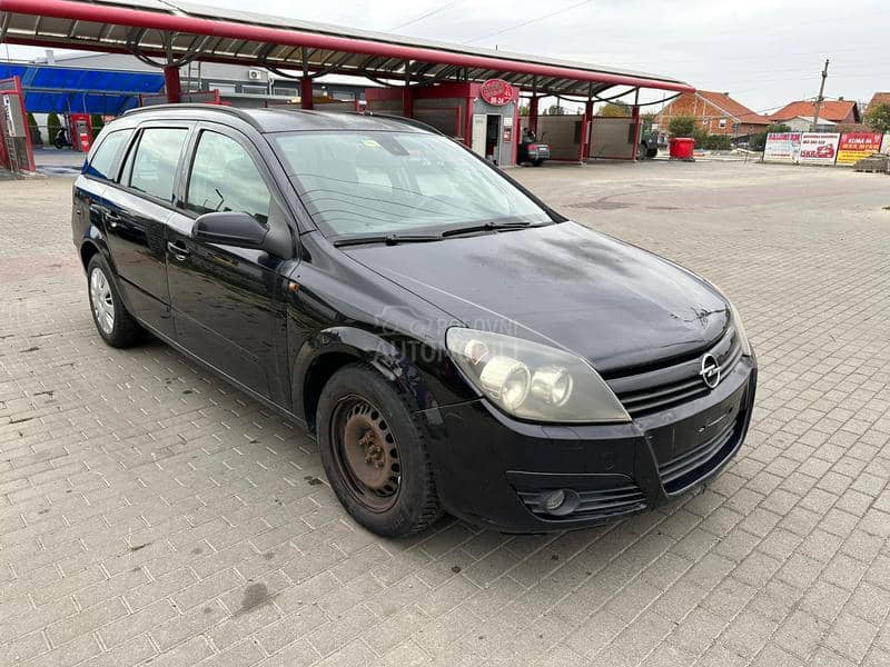 Opel Astra H 2008. god. -  kompletan auto u delovima