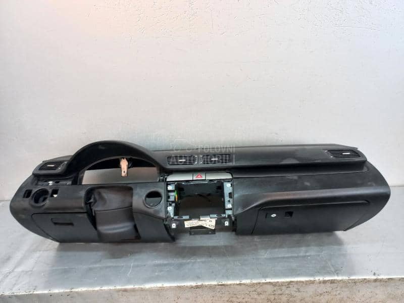 Instrument tabla airbag pojas