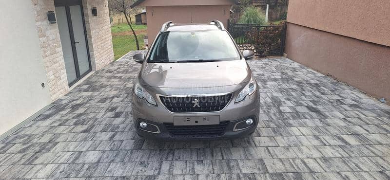 Peugeot 2008 1.2