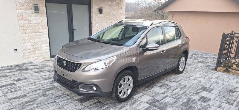 Peugeot 2008 1.2