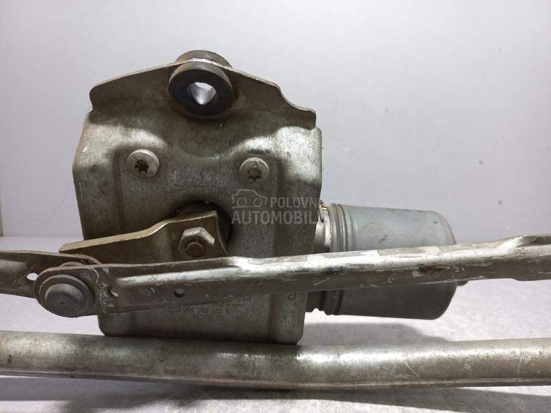 MOTORIC PREDNJEG BRISACA