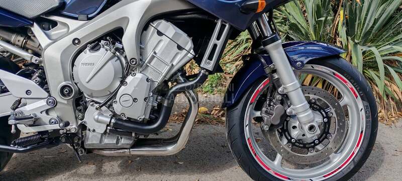 Yamaha FAZER 600 S
