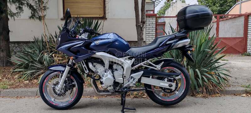 Yamaha FAZER 600 S