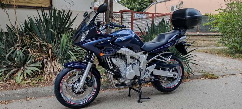 Yamaha FAZER 600 S