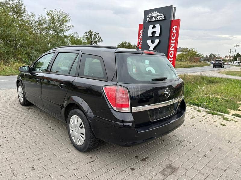 Opel Astra 2007. god. -  kompletan auto u delovima