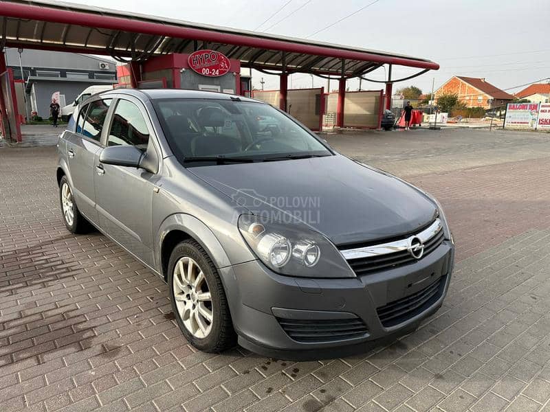 Opel Astra 2007. god. -  kompletan auto u delovima