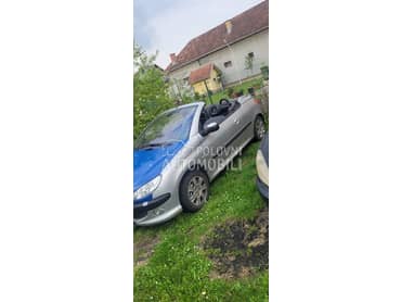 Peugeot 206 -  kompletan auto u delovima