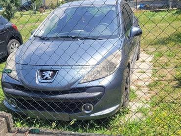 Peugeot 207 -  kompletan auto u delovima