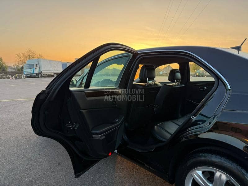 Mercedes Benz E 200 CDI BESPREK0RAN REG