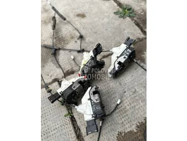 Unutrasnja brava bravica vrata za Peugeot 308