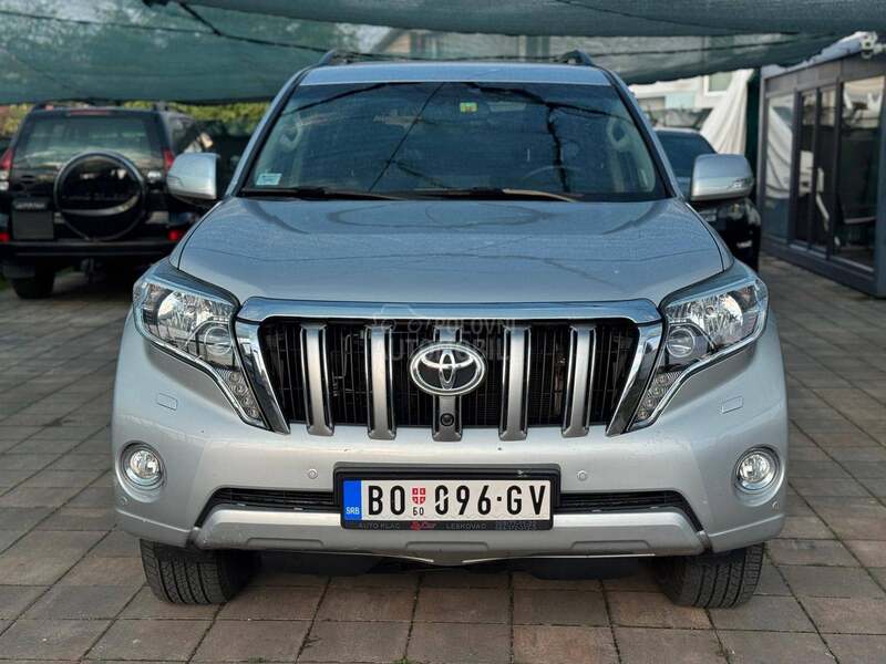 Toyota Land Cruiser 
