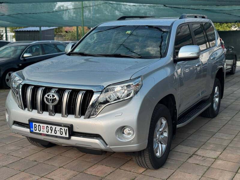 Toyota Land Cruiser 