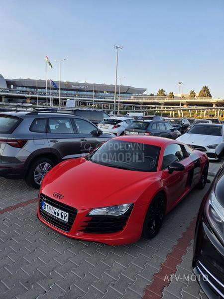 Audi R8 4.2 FSI CARBON
